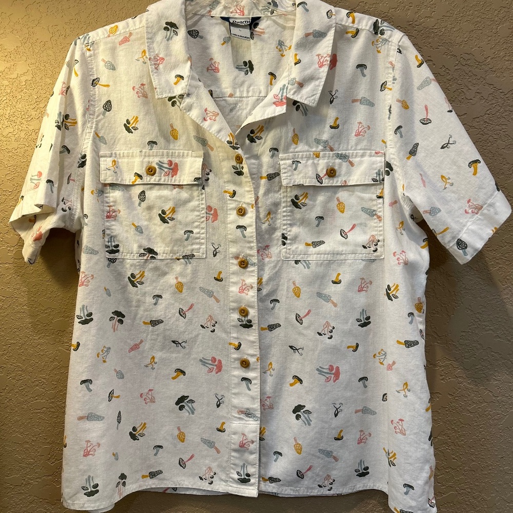 Duluth button down print camp shirt - size L